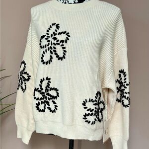 CYRUS Floral Pullover Sweater
